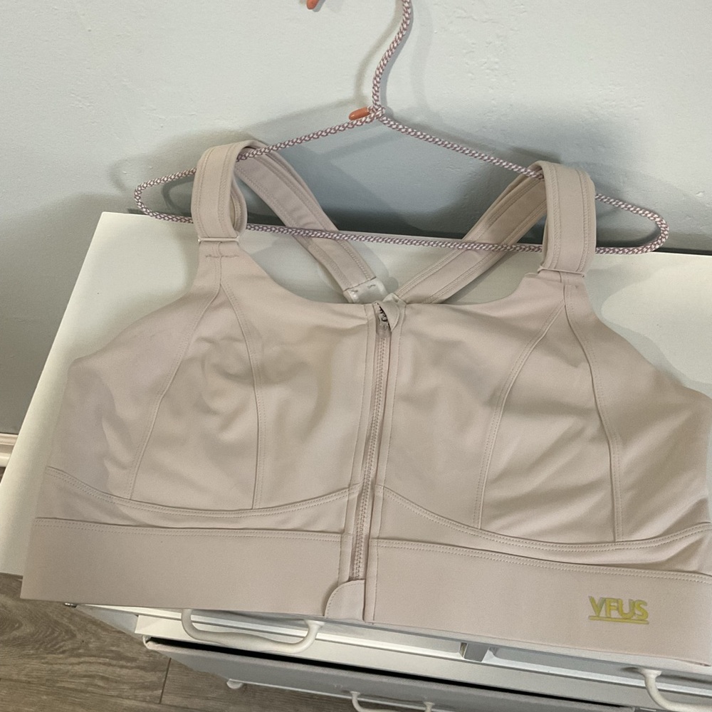 Virus Latte Activewear Top